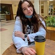 Profesora de idiomas y biología, soy muy extrovertida, me gustan las ciencias y soy estudiante de medicina; hablo idioma ruso, español, inglés y tengo conocimiento en latín